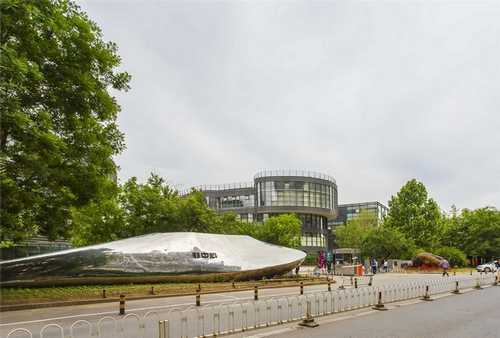 神農(nóng)架林區(qū)縫紉模板機(jī)圖片